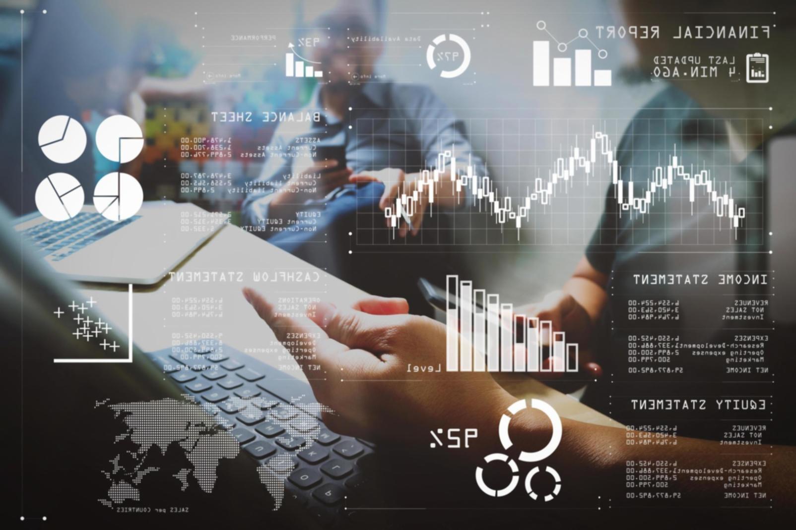 Interface de formation montrant des outils d'analyse SEO local